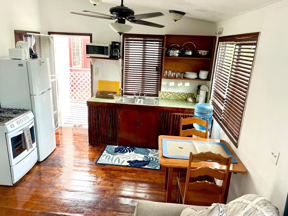 Hummingbirds Cabins Caye Caulker Ngoại thất bức ảnh